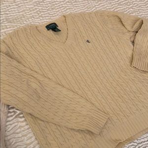 Yellow V-neck/cable knit longsleeve sweater